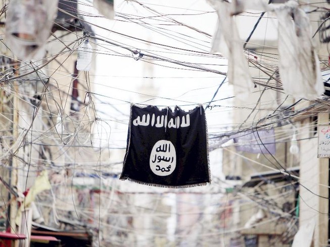 Truyền thông Syria tố Mỹ đưa 10 quân khủng bố tới Deir Ez-Zor