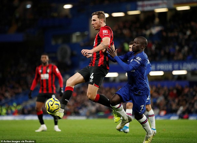 Chelsea thua sốc Bournemouth