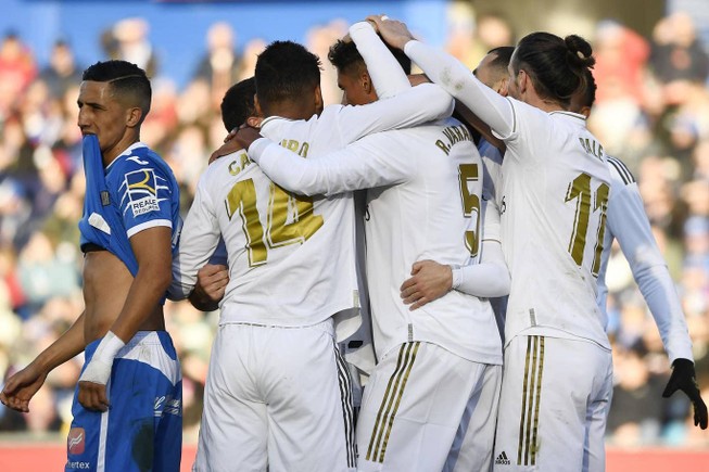 Thắng dễ Getafe, Real Madrid tạm soán ngôi đầu của Barcelona
