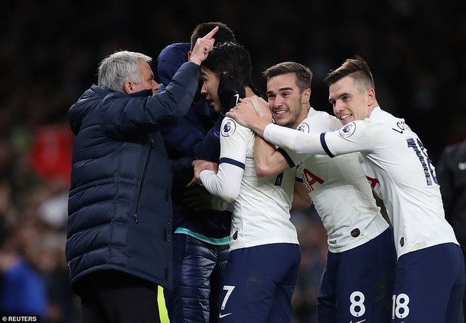 Thắng kịch tính Man. City, Tottenham nuôi mộng vào tốp 4