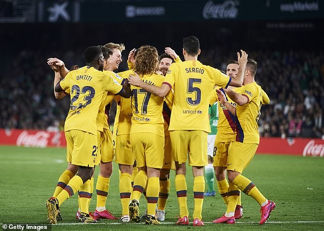 Messi lập hat trick kiến tạo, Barca liên tục rượt đuổi tỉ số
