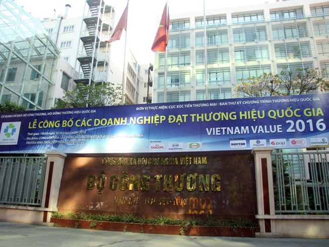 Bộ Công Thương: Không tặng quà cấp trên dịp tết