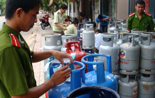 Vẫn còn tranh cãi về quản lý kinh doanh gas