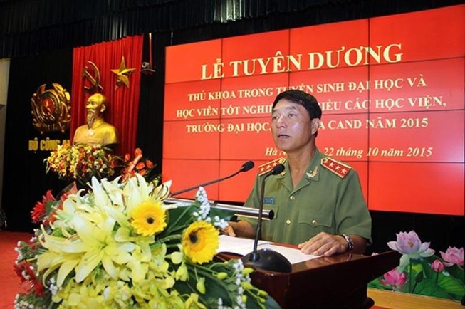 Bộ Chính trị kỷ luật Thượng tướng công an Trần Việt Tân