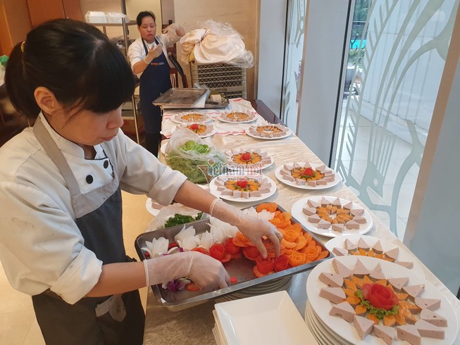 Thủ tướng chiêu đãi các cầu thủ bóng đá Việt Nam món ăn gì?