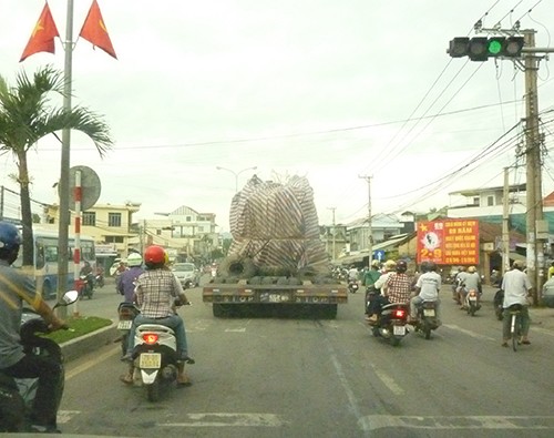 Vụ Xe ‘khủng’ ung dung chạy trên quốc lộ 1: Bỗng dưng biến mất