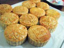 Phát hiện cơ sở sản xuất bánh trung thu bẩn