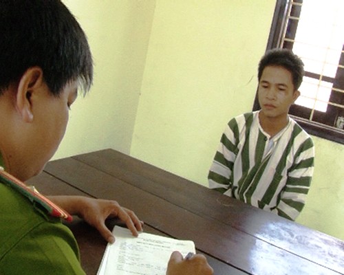 Va quệt xe, chém người như trong phim