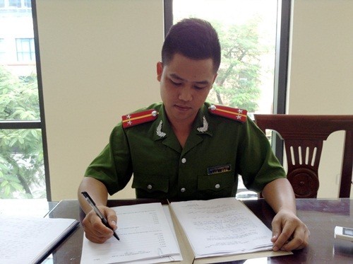 Trinh sát trẻ bắt kẻ trốn nã hơn 20 năm