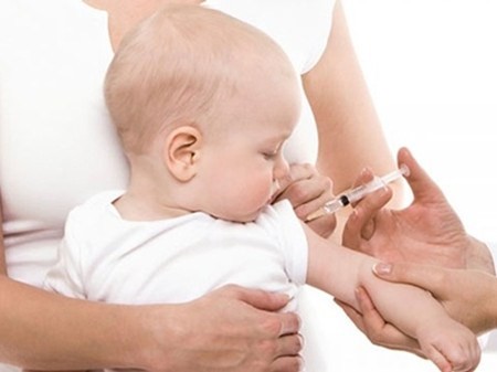 Cán bộ thuần thục mới được tham gia tiêm chủng