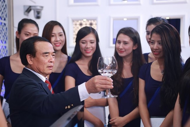 Hoa khôi Áo dài Việt Nam phải biết nghi thức ngoại giao