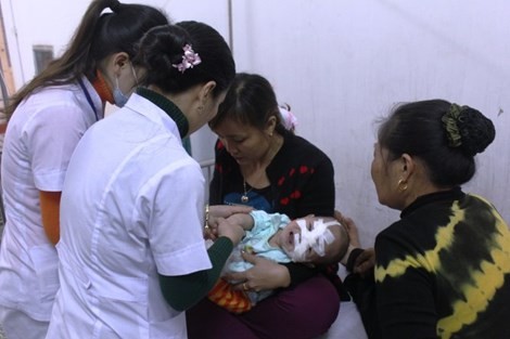 Khởi tố kẻ chém chết chị vợ chém trọng thương cháu
