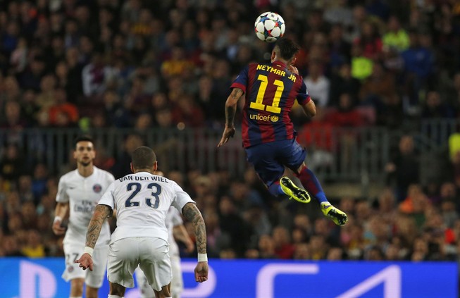 Barcelona thắng PSG 2-0: Neymar có cú đúp nhưng ngôi sao là Iniesta