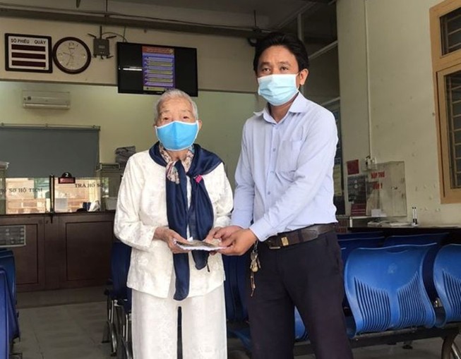 Mẹ Việt Nam anh hùng trao 8 triệu phòng, chống dịch COVID-19