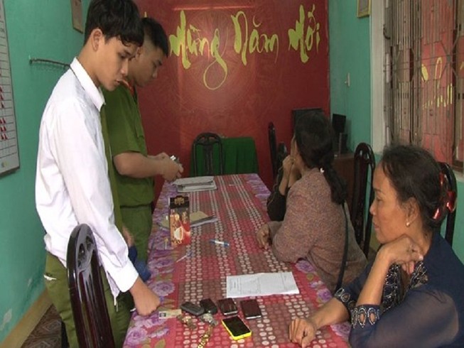 Cỏ Mỹ bán ở tiệm bắp rang