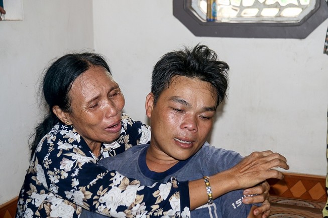 Đám tang nhói lòng 12 người trong họ vụ xe rước dâu gặp nạn