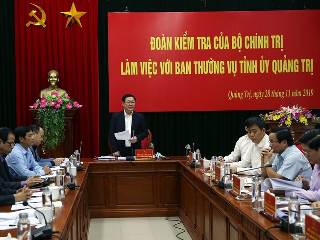 Đoàn kiểm tra của Bộ Chính trị làm việc với Quảng Trị