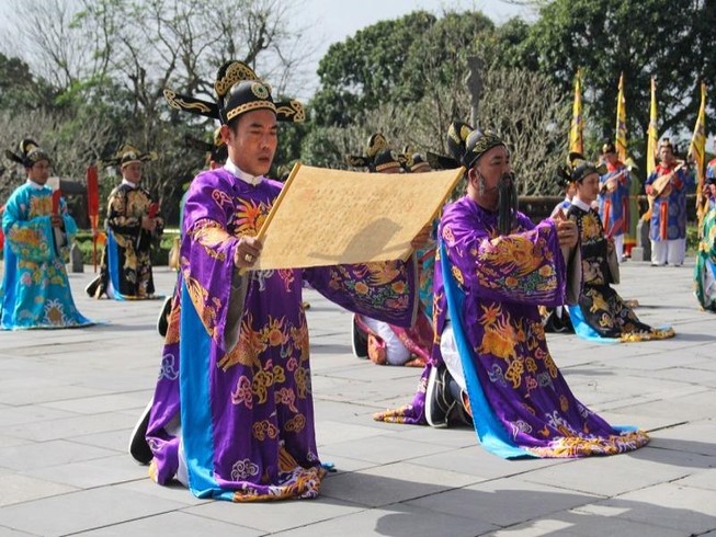 Huế tái hiện lộng lẫy lễ Nguyên đán triều Nguyễn