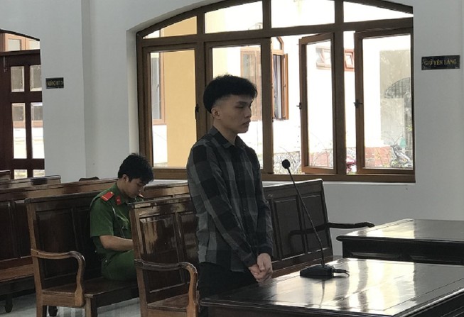 Lãnh án tù chung thân vì 100 triệu đồng tiền công
