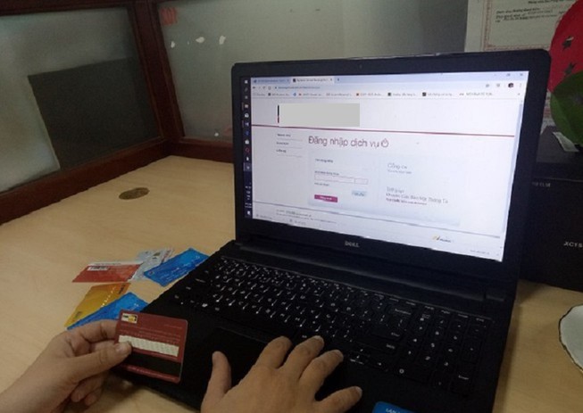 Tài khoản ngân hàng bị phong tỏa khi nào?