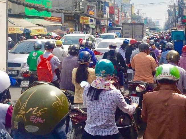 TP.HCM muốn thu phí 'dịch vụ đô thị lớn' luật chưa nêu