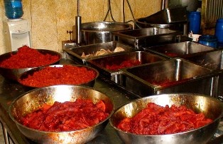 "Hô biến" thịt heo thối thành khô bò