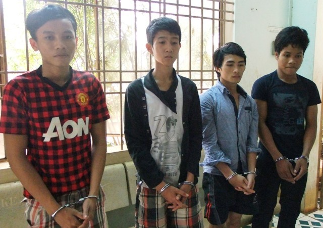 Băng trộm nhí phá hàng loạt két sắt trộm 1 tỷ đồng