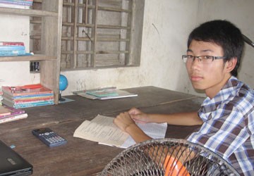 Thủ khoa Phạm Thái Sơn: Cai game để học giỏi