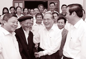Sửa hiến pháp: Con người là trung tâm
