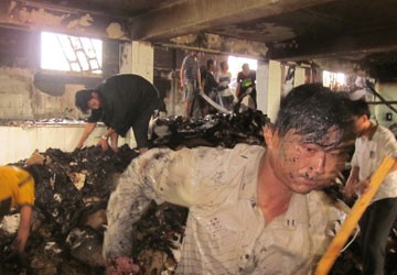 Cháy kho mực lớn ở Sông Đốc