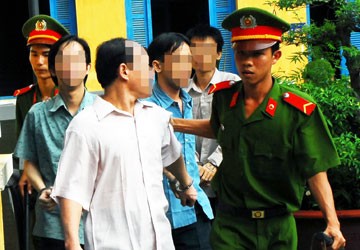 Thiếu quy định, cơ quan chức năng loay hoay