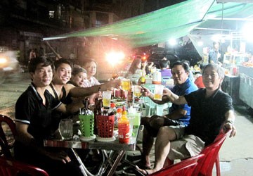 Nhậu khuya ở Phnom Penh