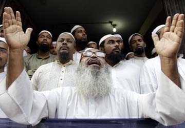 Bangladesh: Đòi đưa đấng "Allah" vào hiến pháp