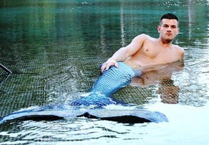 Năm nay ổn không anh em - 3