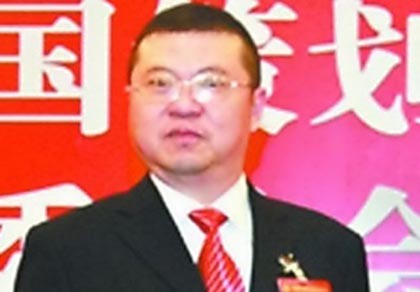 Trung Quốc: Bắt chủ nhà hàng giết người rồi trở thành giáo sư