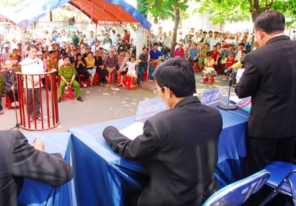 Bài 1: Gánh nặng từ quy định đến thực tiễn