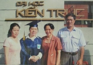 Câu lạc bộ sinh con một bề