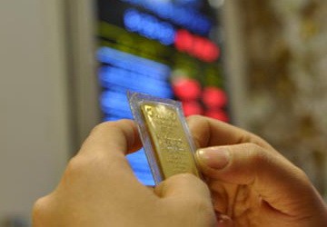 Giá vàng vượt 41,6 triệu đồng