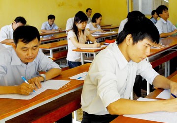 Xây dựng, chỉnh đốn Đảng: Khâu tổ chức cán bộ đang lạc hậu
