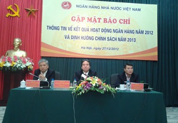 2013: Không áp trần lãi suất cho vay chung