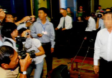 Góp ý xây dựng, chỉnh đốn Đảng: Bắt bệnh của cán bộ ngay từ dư luận