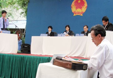 Tranh tụng: Muốn thực chất, phải luật hóa