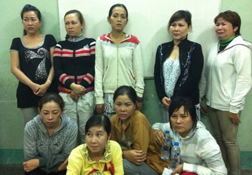 Triệt phá sòng bạc “quý bà”