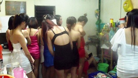 Bí ẩn bên trong những tiệm 'hớt tóc từ A đến Z'