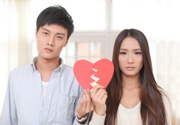Làm gì khi phát hiện chồng ngoại tình?