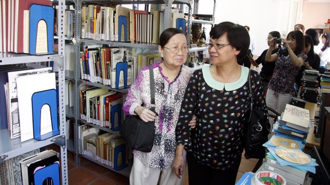 Ra mắt thư viện GS Trần Văn Khê