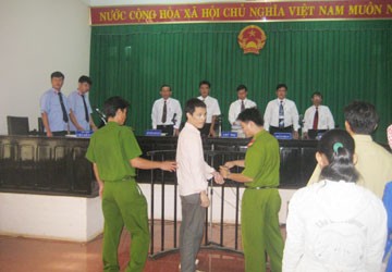 Xử lại “kỳ án Vườn mít”: Khai theo ý cán bộ điều tra?