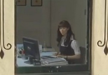 Signs - Câu chuyện cổ tích tình yêu nơi công sở