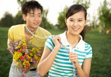 Nợ như chúa Chổm vì "dại gái"