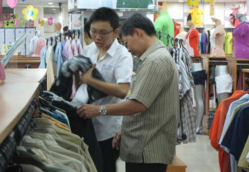 Bảo vệ thị phần dệt may trong nội địa